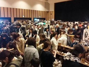 3月26日に約45組が出店 「GaGa」の手作り販売会