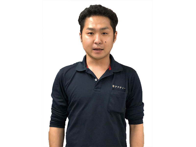 三浦勝秀さん<br /><br />
7月は雨続きで、ちょっと開花は遅れ気味。「僕らが種まきから雑草取りまでお手伝いしたひまわり、早く満開になぁれ～」