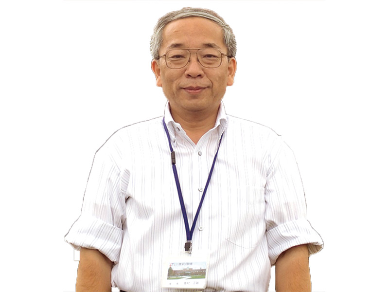 場長 奥村正敏さん<br /><br />
お米の開発のほかにも農業にまつわる様々な研究をしている施設。「学ぶ、食べる、遊ぶ、で農業試験場の仕事に触れてください」