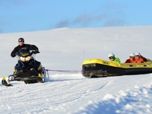 残り少ない冬を大雪原で満喫大雪山大学のアクティビティ