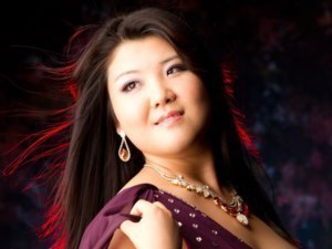 歌とピアノで恩返しを地域の音楽家がコンサート