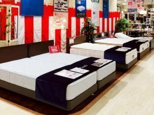 憧れのシモンズに手が届くスイデコで特価セール中