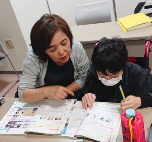 小児がん患者の勉強支援団体比布のイベントで説明会