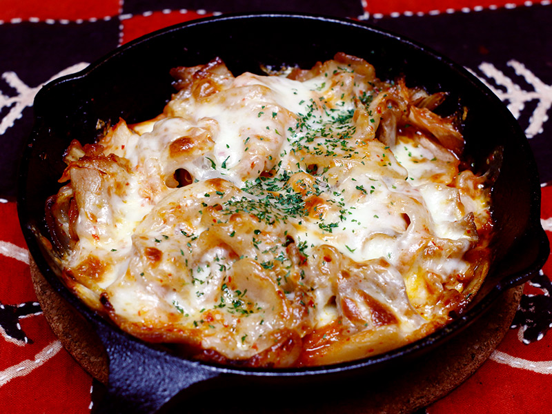 隠し味で食べ応えあり。<br /><br />
辛いというより旨味たっぷりに。