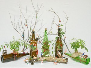 コロナで溜まった日本酒瓶草花を生けると素敵でしょ？