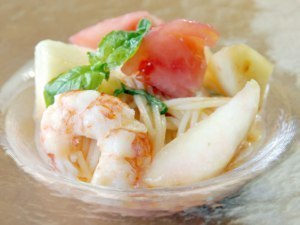 桃とフルーツトマトの冷製パスタ