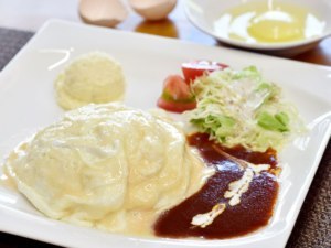 純白のオムライス