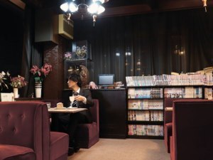 仕事帰りの小さな幸せやさしい甘さと昭和の香り