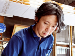 染め職人 高山 周士さん