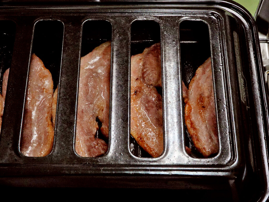 リンナイ・ココットプレートで焼き上げるバラ肉