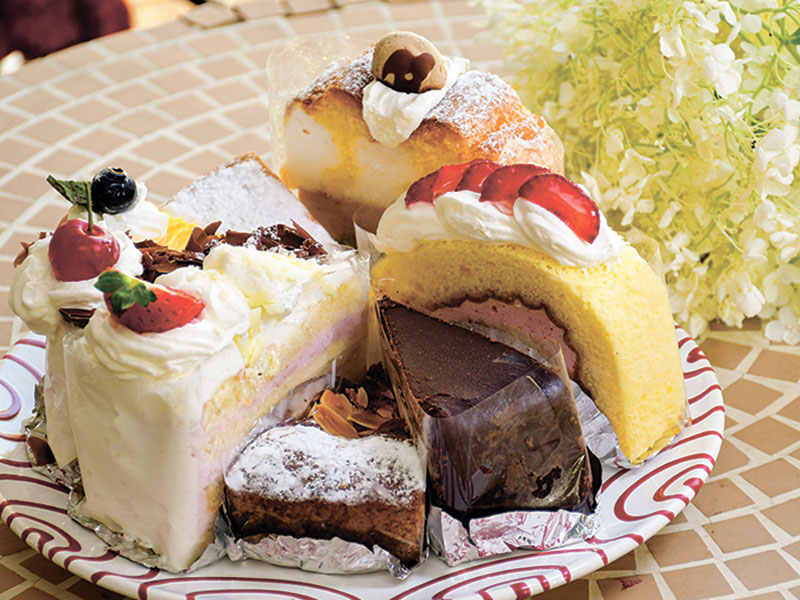 道産の卵やハチミツなど素材にもこだわりを尽くします