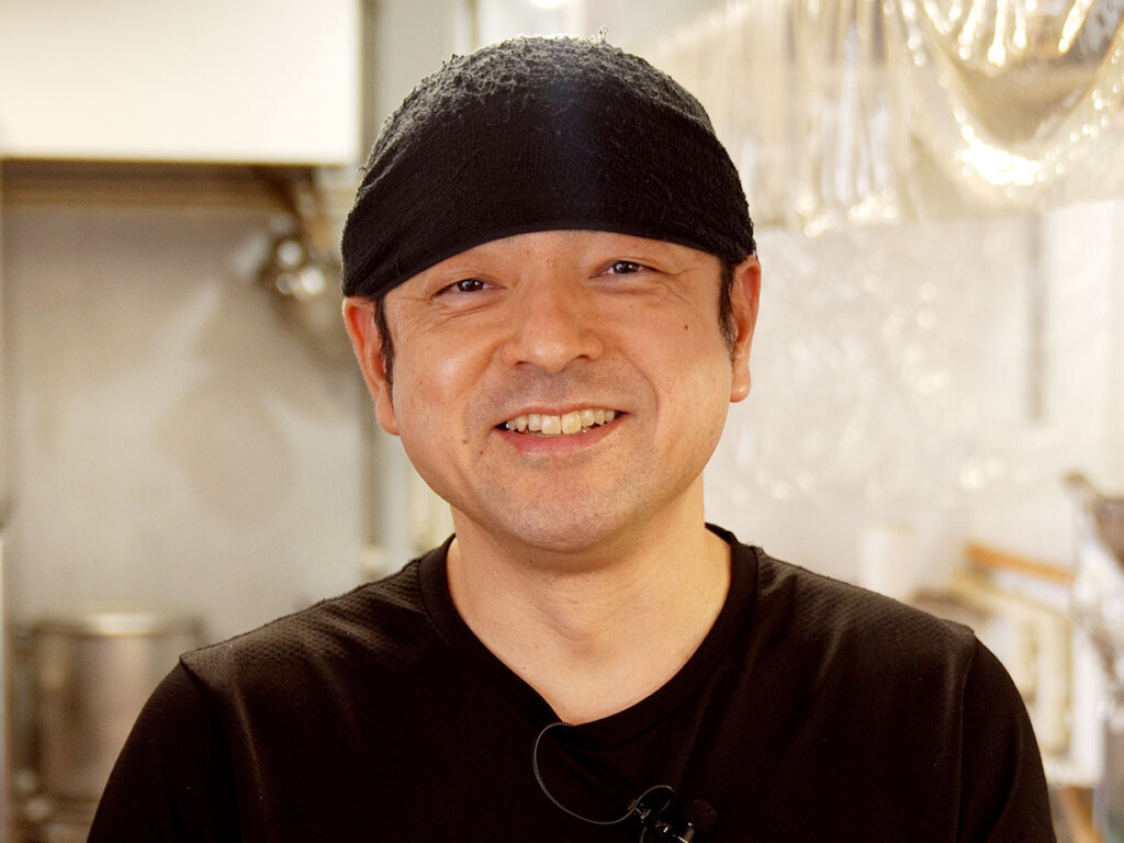 店主の七戸さん。みそラーメンひとすじ!