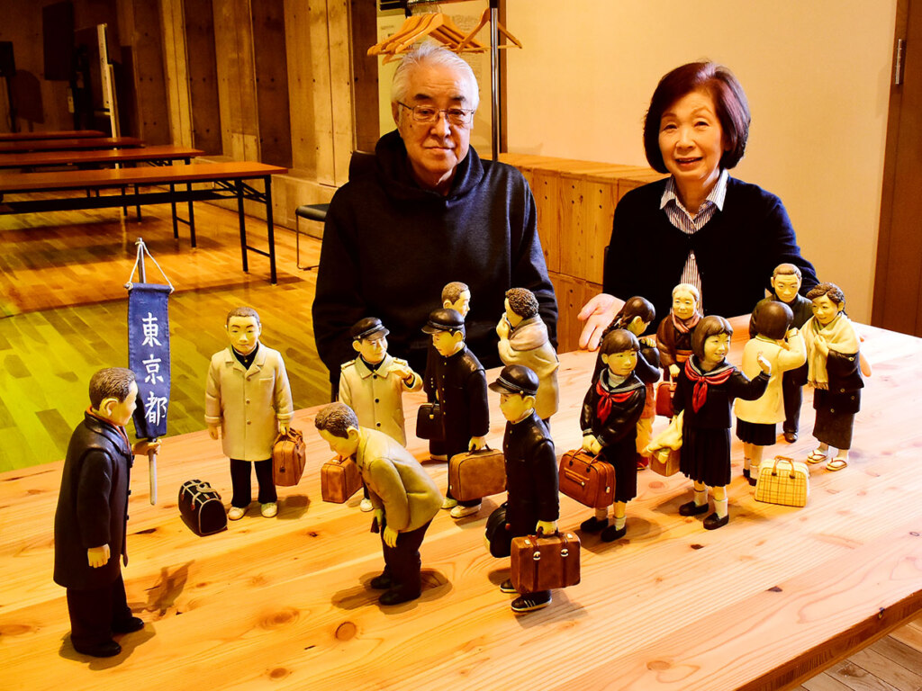 夫婦二人三脚の巡回展に幕 人形作家・宮竹さん作品展 - 宮竹眞澄の人形