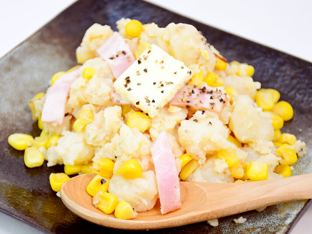 焼きとうきび使用!じゃがバタコーン 430円