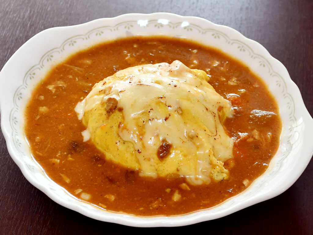 復刻オムカレー 1,100円