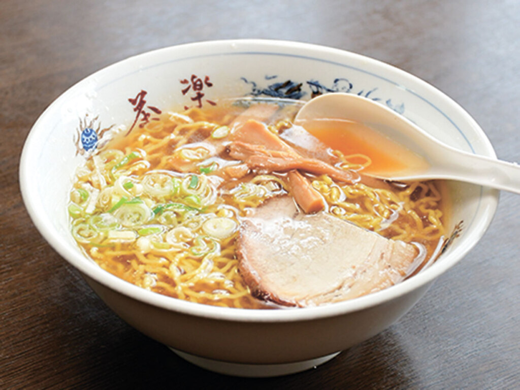 醤油と塩のハーフラーメン 850円