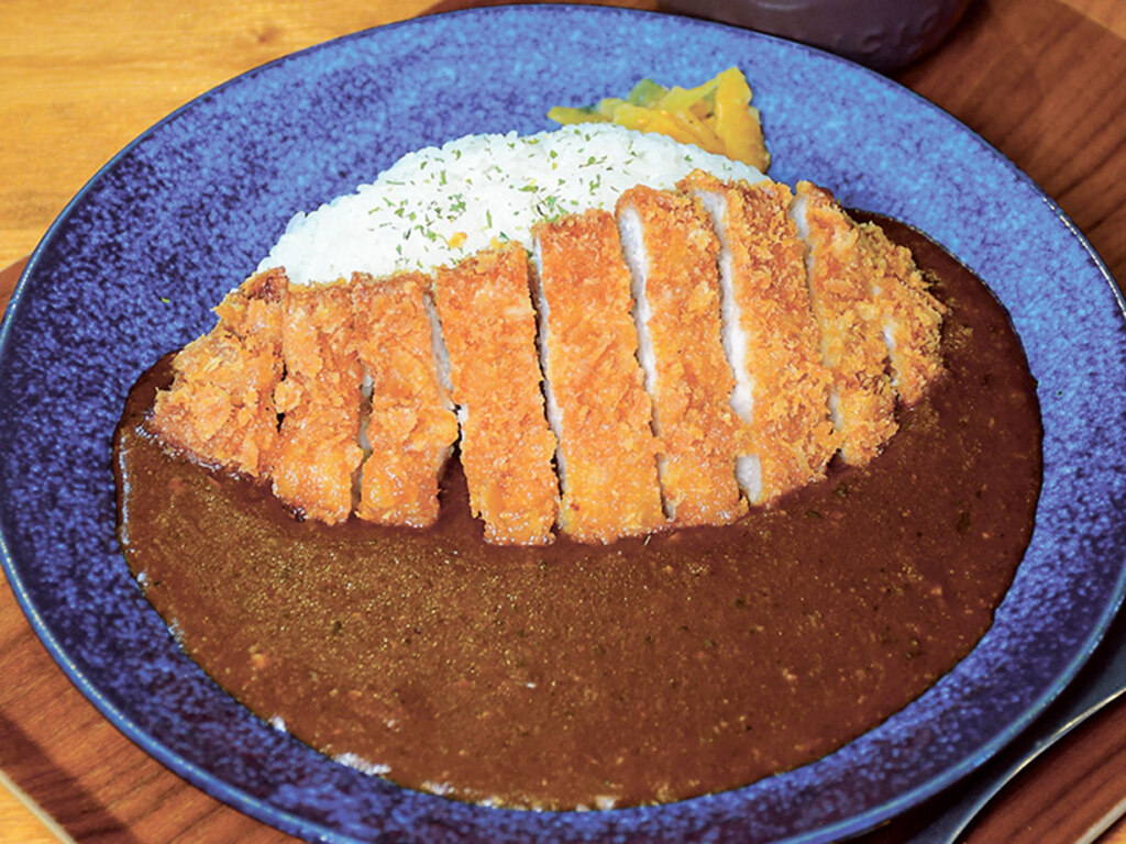 とんかつカレー(ミニサラダ付き) 1,400円