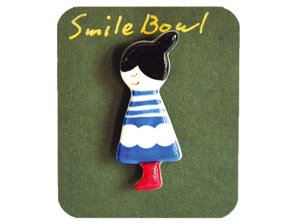 Smile bowlブローチ 1,540円