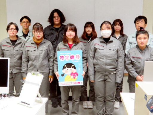 地元学生がデザイン制作特定健診啓発のポスター展
