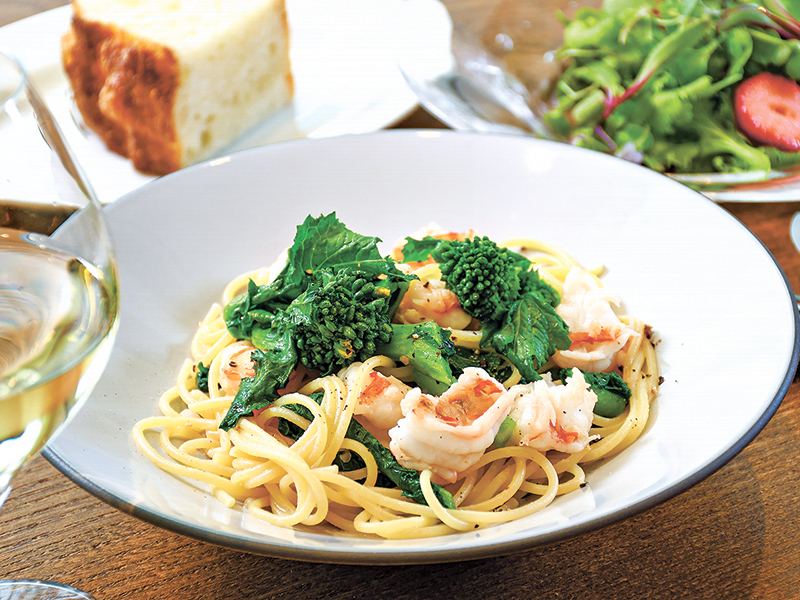 パスタランチ 2,500円(サラダ・パン・温菜・デザート・ドリンク付き)
