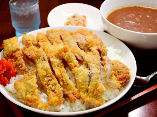 カツカレー・特盛り