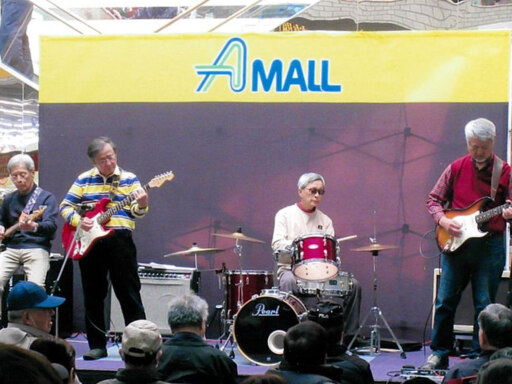 盲導犬チャリティーライブ