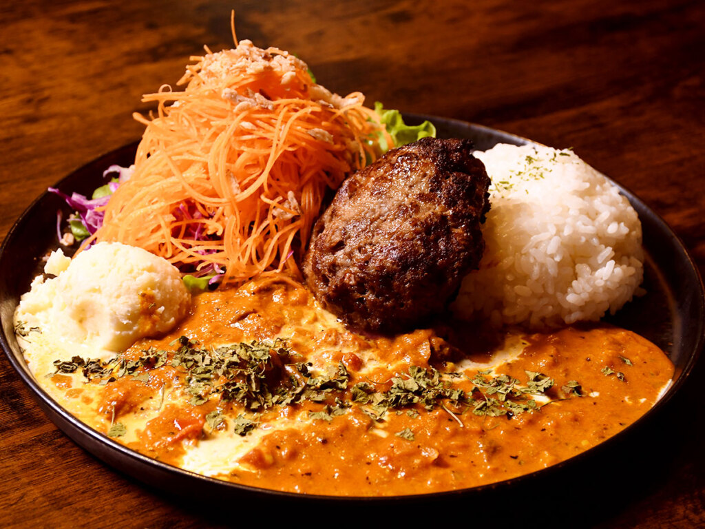 ジビエ工業オリジナルスパイスカレー 1100円+蝦夷鹿ハンバーグトッピング 500円