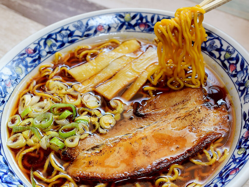 ふと懐かしさに浸れる昔ながらの味わい<br /><br />
正油バラ 1,270円
