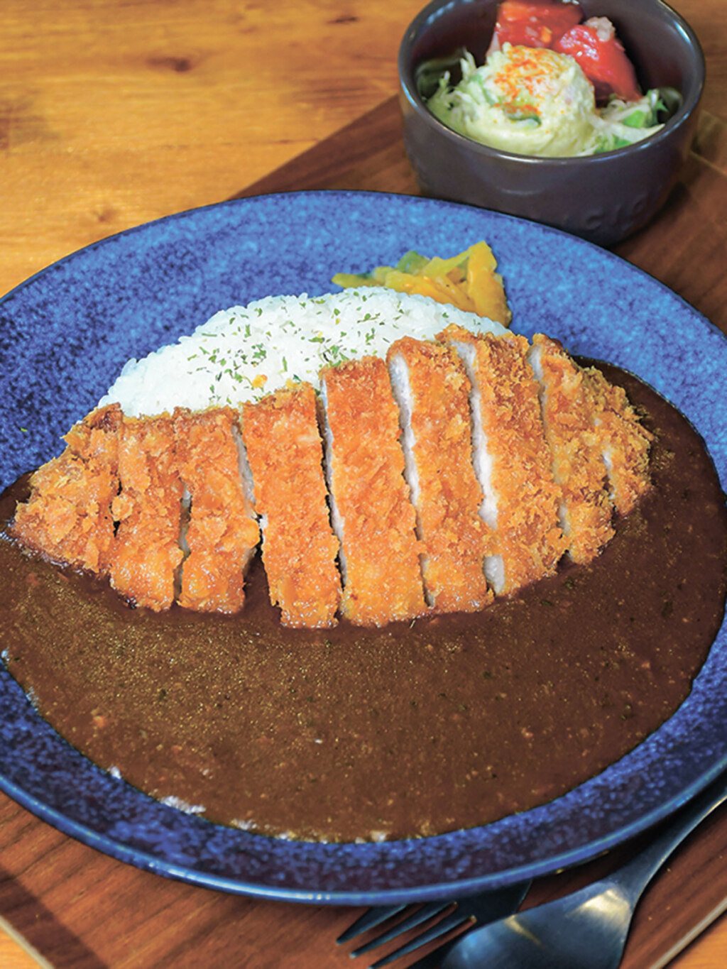 とんかつカレー(ミニサラダ付き) 1,400円