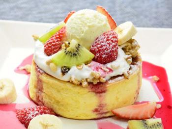 田んぼの中のcafeヒノデ商店