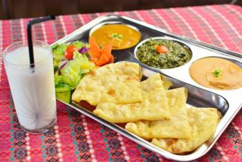 ネパールカレー Aaha 〜アハ〜